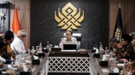 Menteri Kebudayaan RI Fadli Zon menerima kunjungan Panitia Khusus (Pansus) Rancangan Peraturan Daerah (Ranperda) Pemajuan Kebudayaan dari DPRD Jawa Barat di Jakarta, Sabtu (2/5). Pertemuan ini membahas sinkronisasi kebijakan antara pemerintah pusat dan daerah dalam penyusunan regulasi kebudayaan di Jawa Barat.