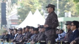 menegaskan pentingnya penerapan mekanisme denda damai atau schikking sebagai instrumen pemulihan fiskal dalam menangani kejahatan ekonomi yang berdampak pada stabilitas nasional.