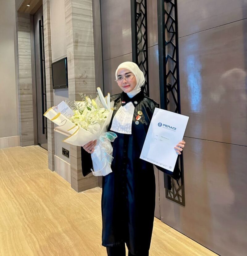 Dewan Pimpinan Nasional Persatuan Advokat Indonesia (DPN PERADI) menggelar kegiatan Pengangkatan dan Pembekalan Advokat di wilayah hukum Pengadilan Tinggi Banten pada Sabtu, 16 Mei 2026, bertempat di Novotel Tangerang.