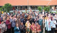 Menteri Koordinator Bidang Pembangunan Manusia dan Kebudayaan (Menko PMK) Pratikno mengajak seluruh elemen masyarakat memperkuat gerakan kolektif dalam mencegah kekerasan terhadap perempuan dan anak.