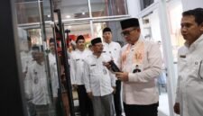 Wali Kota Jakarta Pusat, Arifin meninjau pelaksanaan program sekolah swasta gratis dengan mengunjungi Sekolah YP IPPI yang berlokasi di Jalan Petojo Barat IV No.24, RT 4/RW 4, Petojo Utara, Kecamatan Gambir, Jakarta Pusat, pada Jumat, (22/5/2026).
