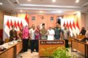 Foto: Panja Ruang Digital Komisi I DPR RI melakukan kunjungan kerja ke Pemerintah Daerah Istimewa Yogyakarta (DIY) guna menyerap masukan terkait tata kelola ruang digital nasional, kejahatan siber, serta implementasi Undang-Undang Pelindungan Data Pribadi (UU PDP)