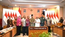 Foto: Panja Ruang Digital Komisi I DPR RI melakukan kunjungan kerja ke Pemerintah Daerah Istimewa Yogyakarta (DIY) guna menyerap masukan terkait tata kelola ruang digital nasional, kejahatan siber, serta implementasi Undang-Undang Pelindungan Data Pribadi (UU PDP)