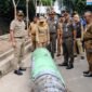 Foto: Wali Kota Jakarta Pusat, Arifin, didampingi jajaran Kecamatan Tanah Abang, Satpol PP, dan instansi terkait meninjau langsung lanjutan penataan kawasan Jalan Kebon Kacang 30, Selasa (26/5/2026).