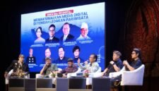 Kementerian UMKM menekankan pentingnya penguatan ekosistem digital dan kemitraan usaha untuk mempercepat pelaku usaha mikro, kecil, dan menengah (UMKM) naik kelas dan memperluas akses pasar.