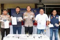 Foto: Konferensi Pers pengungkapan jaringan sabu lintas wilayah oleh Polsek Metro Gambir, tiga tersangka diamankan. (Dok-Istimewa)