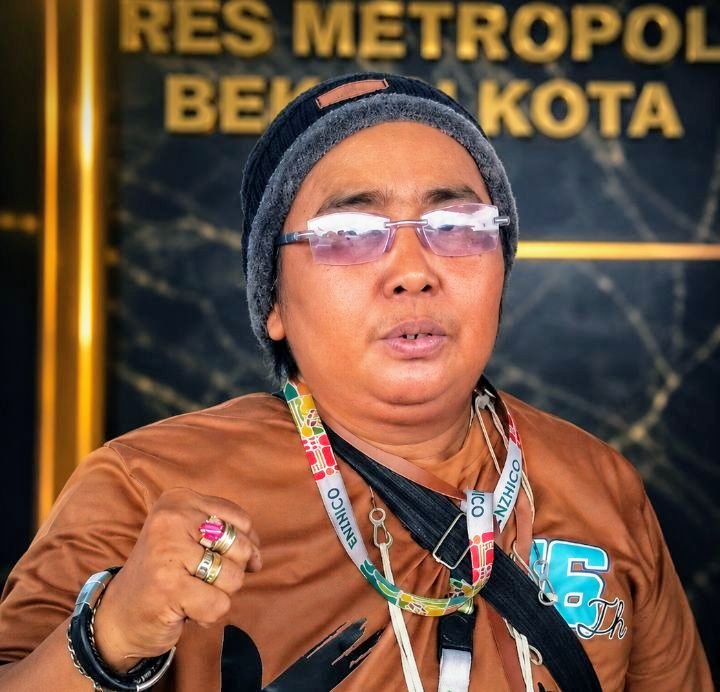 Foto: Jurnalis senior Daeng Linda Karim, S.E., (Dok-Istimewa)