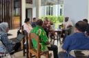 Kementerian Hak Asasi Manusia (KemenHAM) memberikan perhatian serius terhadap laporan dugaan teror yang dialami pastor di Timika. Pemerintah menegaskan komitmennya untuk menjamin keamanan rumah ibadah serta perlindungan bagi pemuka agama dari segala bentuk intimidasi.