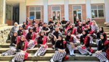 Foto: SMAS Islam Panglima Besar Soedirman Bekasi atau yang dikenal dengan Pangsoed Galaxi. Ekstrakurikuler paduan suara “Eldiro” sukses meraih Silver Medal dalam ajang National Folklore Festival (NFF) yang diselenggarakan oleh Universitas Indonesia pada Sabtu, 28 April 2026. (Dok-Istimewa)