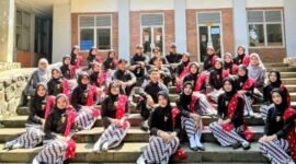 Foto: SMAS Islam Panglima Besar Soedirman Bekasi atau yang dikenal dengan Pangsoed Galaxi. Ekstrakurikuler paduan suara “Eldiro” sukses meraih Silver Medal dalam ajang National Folklore Festival (NFF) yang diselenggarakan oleh Universitas Indonesia pada Sabtu, 28 April 2026. (Dok-Istimewa)