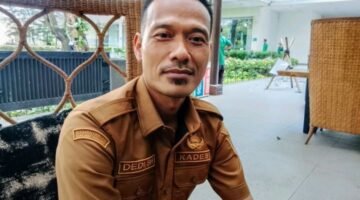 Foto: Dedi Rivaldi, S.H., Kepala Desa Karyasari, Kecamatan Cikedal, Kabupaten Pandeglang, Banten, sekaligus Sekretaris Umum DPD PAPDESI Banten. (Dok-okj/fn)