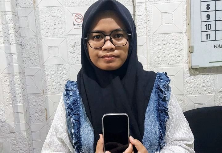 Foto: Pemilik Handphone, Dyah Ratnaningtyas. (Dok-Istimewa)