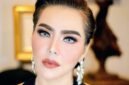 Foto: DAK atau Dian Adrianti Kristiono, terlapor kasus dugaan penipuan dan penggelapan dengan total hingga Rp. 1,7 miliar. (Dok-Ig/@henzmakeup)