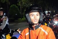 Foto: Pengemudi ojek online (ojol) yang kerap beroperasi hingga dini hari di wilayah Kabupaten Bekasi. (Dok-Istimewa)
