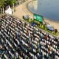 Foto: PT Pembangunan Jaya Ancol Tbk menyelenggarakan pelaksanaan Sholat Idul Adha 1447 H di kawasan Pantai Lagoon Ancol yang berlangsung khidmat dan penuh kebersamaan. (Dok-Istimewa)
