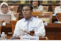 Kementerian Hak Asasi Manusia (HAM) membantah sejumlah kritik yang disampaikan Komnas HAM terkait revisi Undang-undang Nomor 39 Tahun 1999 tentang HAM. Pemerintah menegaskan proses penyusunan revisi aturan tersebut dilakukan secara partisipatif dan tidak bertujuan melemahkan independensi Komnas HAM.