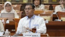 Kementerian Hak Asasi Manusia (HAM) membantah sejumlah kritik yang disampaikan Komnas HAM terkait revisi Undang-undang Nomor 39 Tahun 1999 tentang HAM. Pemerintah menegaskan proses penyusunan revisi aturan tersebut dilakukan secara partisipatif dan tidak bertujuan melemahkan independensi Komnas HAM.