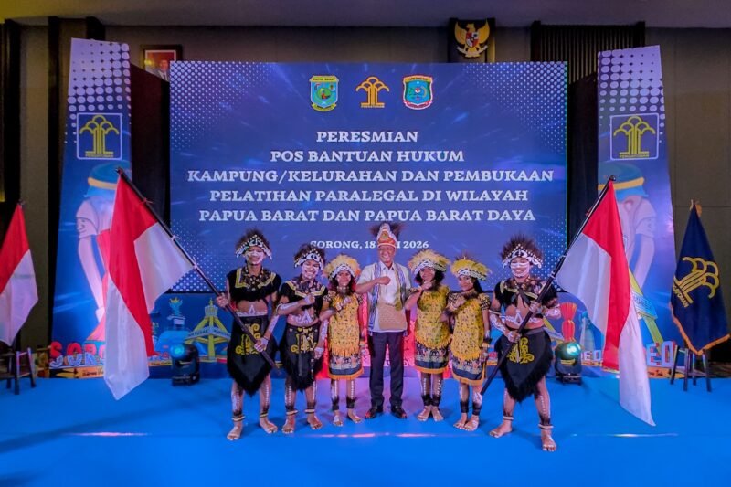 Hal itu disampaikan Supratman saat meresmikan Pos Bantuan Hukum (Posbankum) Kampung dan Kelurahan Provinsi Papua Barat dan Papua Barat Daya di Sorong, Se;asa (20/5).