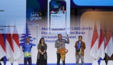 Pemerintah terus memperkuat ekosistem usaha mikro, kecil, dan menengah (UMKM) melalui perluasan akses pembiayaan hingga digitalisasi layanan. Upaya tersebut ditandai lewat pelaksanaan Akad Massal Kredit Usaha Rakyat (KUR) bagi 1.000 UMKM kreatif di Universitas Udayana, Bali, Kamis (14/5).