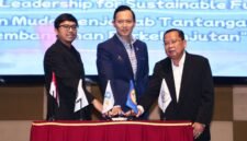 Menteri Koordinator Bidang Infrastruktur dan Pembangunan Kewilayahan Agus Harimurti Yudhoyono (AHY) menegaskan pembangunan sumber daya manusia (SDM) menjadi fondasi utama kemajuan Indonesia di tengah tantangan global yang semakin kompleks.