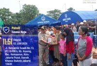 Wakil Gubernur DKI Jakarta, Rano Karno, turun langsung meninjau pengungsian korban kebakaran di kawasan Jiung, Kelurahan Kebon Kosong, Kecamatan Kemayoran, Jakarta Pusat, Selasa (2/6/2026).