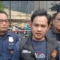 Foto: Kanit Reskrim Polsek Tambora AKP Sudrajat Djumantara memberikan keterangan kepada awak media terkait pengungkapan kasus pencurian kendaraan bermotor (curanmor) yang dilakukan seorang spesialis curanmor berinisial E (46), di Mapolsek Tambora,