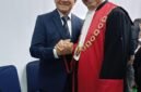 Foto: Ketua Pengadilan Tinggi Bandung berjabat tangan dengan pengurus Dewan Pergerakan Advokat Republik Indonesia (DePA-RI) usai prosesi Pengambilan Sumpah dan Janji Advokat di Pengadilan Tinggi Bandung, Jawa Barat, Kamis (4/6/2026). 