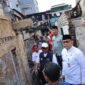 Foto:Wali Kota Jakarta Pusat, Arifin, didampingi jajaran pemerintah daerah dan petugas terkait meninjau langsung lokasi kebakaran di RT 09 RW 07, Kelurahan Tanah Tinggi, Kecamatan Johar Baru, Jakarta Pusat, Jumat (5/6/2026). 