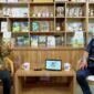 Foto: Ketua Umum GAPKI Eddy Martono (kiri) berbincang dengan host EdShareOn Eddy Wijaya dalam podcast yang tayang Rabu (10/6/2026)