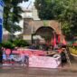 Foto: Sejumlah massa dari Dewan Pimpinan Daerah (DPD) Gerakan Pemuda Marhaenis (GPM) Maluku Utara menggelar aksi unjuk rasa di depan Gedung Kejaksaan Agung RI