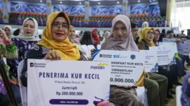 Menteri Usaha Mikro, Kecil, dan Menengah (UMKM) Maman Abdurrahman mengungkapkan sekitar 77 persen pelaku UMKM di Indonesia masih belum memiliki legalitas usaha dan menjalankan aktivitas bisnis secara informal.