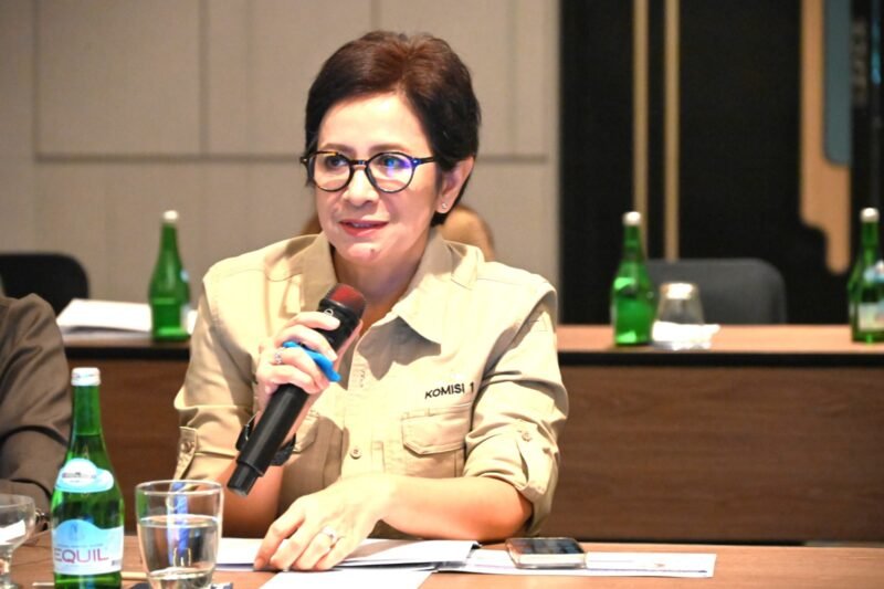 Foto: Anggota Komisi I DPR RI, Nurul Arifin, menyampaikan pandangannya terkait kesepakatan damai antara Amerika Serikat dan Iran saat kunjungan spesifik Komisi I DPR RI di Yogyakarta