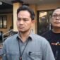 Foto: AKP Sudrajat Djumantara memberikan keterangan kepada wartawan terkait pengungkapan kasus pencurian sembako senilai Rp70 juta yang dilakukan seorang sekuriti mal di kawasan Tambora, Jakarta Barat