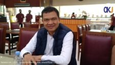 Foto: Ketua Umum Relawan Antar Generasi (RANGER) Iswadi saat ditemui di kawasan Menteng, Jakarta Pusat, Minggu (21/6/2026).