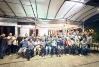 Foto: Wali Kota Jakarta Pusat, Drs. Arifin, M.AP berfoto bersama jajaran pejabat Pemerintah Kota Administrasi Jakarta Pusat usai merayakan hari ulang tahunnya di rumah dinas, Senin (22/6/2026) malam.