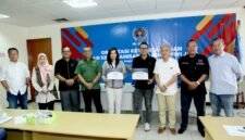 (Foto: Dok. PWI Jaya) Ketua PWI Jaya Kesit Budi Handoyo bersama jajaran pengurus dan peserta berfoto bersama usai penutupan Orientasi Kewartawanan dan Keorganisasian (OKK) Peningkatan Angkatan ke-24 Tahun 2026 di Markas PWI Jaya, Gedung Bank Jakarta, Jakarta Pusat, Senin (22/6/2026)