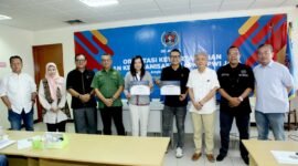 (Foto: Dok. PWI Jaya) Ketua PWI Jaya Kesit Budi Handoyo bersama jajaran pengurus dan peserta berfoto bersama usai penutupan Orientasi Kewartawanan dan Keorganisasian (OKK) Peningkatan Angkatan ke-24 Tahun 2026 di Markas PWI Jaya, Gedung Bank Jakarta, Jakarta Pusat, Senin (22/6/2026)