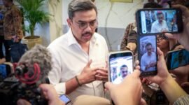 Pemerintah menurunkan suku bunga pinjaman Program Membina Ekonomi Keluarga Sejahtera (Mekar) milik PT Permodalan Nasional Madani (PNM) menjadi 8 persen. Kebijakan tersebut ditujukan untuk memperkuat akses pembiayaan bagi pelaku usaha ultramikro, terutama perempuan pelaku usaha berpenghasilan rendah.