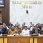 Menteri Koordinator Bidang Perekonomian Airlangga Hartarto mengapresiasi persetujuan pagu anggaran Kementerian Koordinator Bidang Perekonomian sebesar Rp664 miliar untuk Tahun Anggaran 2027 yang disepakati dalam rapat kerja bersama Badan Anggaran (Banggar) DPR RI, Kamis (25/6).