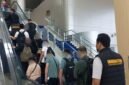 Kantor Imigrasi Kelas I Khusus TPI Surabaya mendeportasi delapan warga negara asing (WNA) asal Republik Rakyat Tiongkok (RRT) setelah terbukti melakukan aktivitas kerja yang tidak sesuai dengan izin tinggal yang dimiliki.