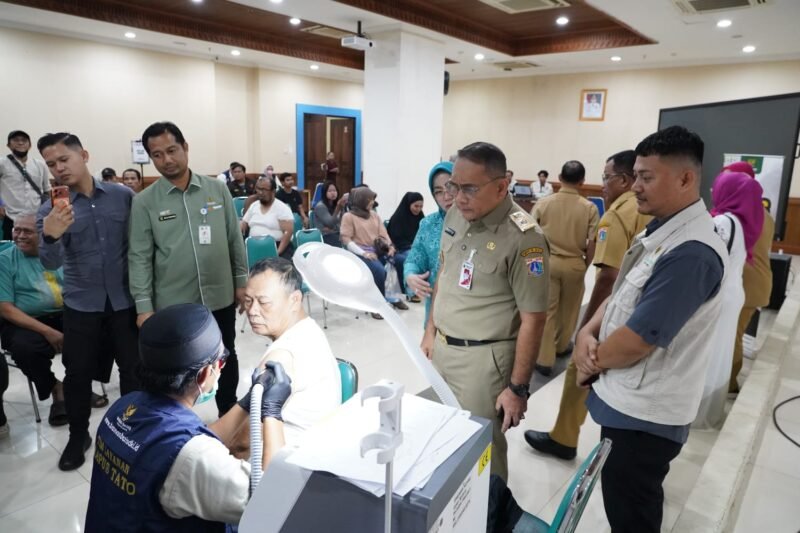 Foto: Arifin Sebut Program Hapus Tato Gratis Disambut Antusias hingga Warga Luar Jakarta