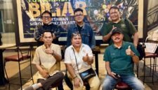 Wartawan Info Investigasi, Rundy Hadiyanto, menjadi juara Turnamen Biliar Antarwartawan SIWO PWI DKI Jakarta 2026 setelah mengalahkan wartawan Metropolitan.id, Agus Suyono, dengan skor 4-2 pada partai final yang berlangsung di Berlian Billiard, Jakarta Selatan, Minggu (28/6).
