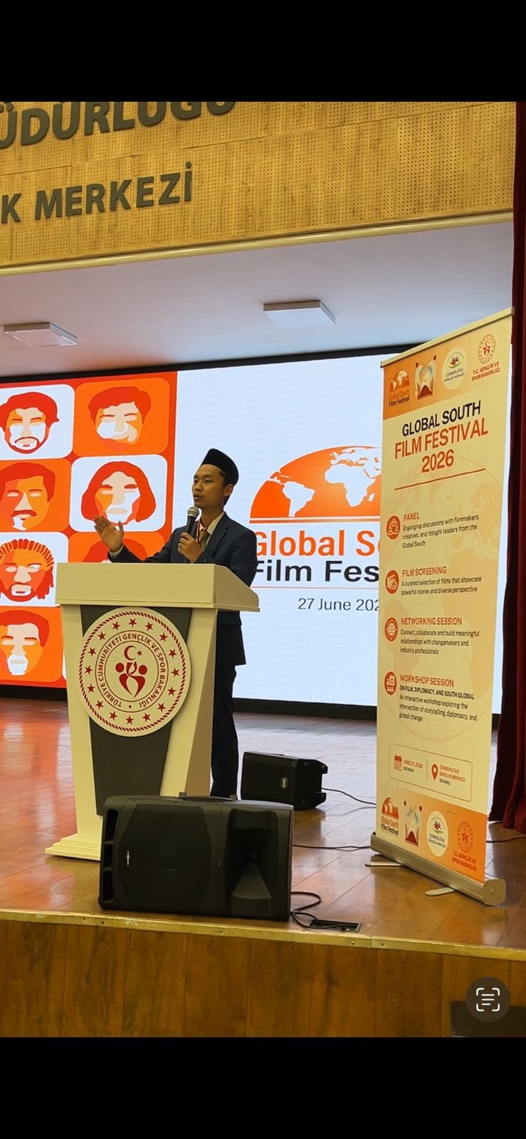 Foto: Naufal Ubaidillah, Presiden Global Youth Diplomacy Community in Türkiye, menyampaikan sambutan saat membuka Global South Film Festival 2026 di Çemberlitaş Gençlik Merkezi, Istanbul, Turki, Sabtu (27/6/2026).