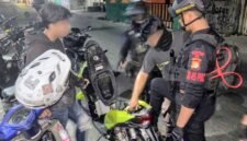 Foto: Patroli Brimob PMJ Amankan 3 Remaja Diduga Hendak Balap Liar di Bekasi. (Dok-Istimewa)