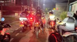 Foto: Patroli Brimob PMJ Dan Perintis Gagalkan Dugaan Tawuran di Cipinang Muara, Sajam dan Molotov Diamankan. (Dok-Istimewa)