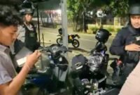 Foto: Patroli Brimob Dan Perintis Cegah Balap Liar Saat Patroli Dini Hari di Pinang Ranti, Jaktim, Senin (8/6/2026). (Dok-Istimewa)