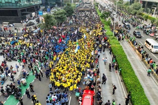 Foto: Aksi unjuk rasa yang digelar oleh Badan Eksekutif Mahasiswa Universitas Indonesia (BEM UI) bersama sejumlah elemen kampus di kawasan Bundaran Hotel Indonesia (HI), Jumat (12/6/2026). (Dok-Istimewa)
