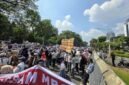 Foto: Polda Metro Jaya (PMJ) pastikan aksi unjuk rasa di silang selatan monas nerjalan terkendali. (Dok-Istimewa)