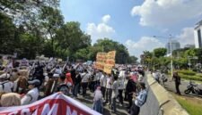 Foto: Polda Metro Jaya (PMJ) pastikan aksi unjuk rasa di silang selatan monas nerjalan terkendali. (Dok-Istimewa)