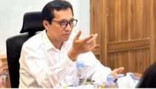 Kementerian Hak Asasi Manusia (HAM) membantah pernyataan Komisi Nasional Hak Asasi Manusia (Komnas HAM) yang menyebut terdapat indikasi kuat pelanggaran HAM dalam pelaksanaan Program Makan Bergizi Gratis (MBG).